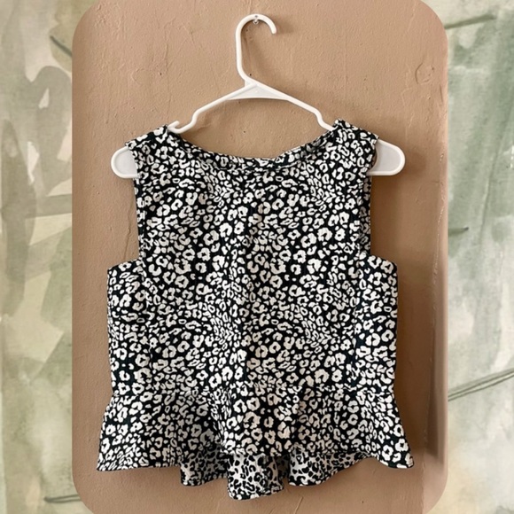Zara dark green & white leopard print peplum sleeveless blouse - Picture 1 of 16